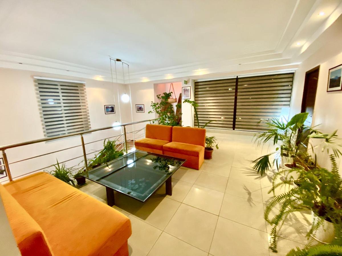 Vayk Hotel Екстериор снимка