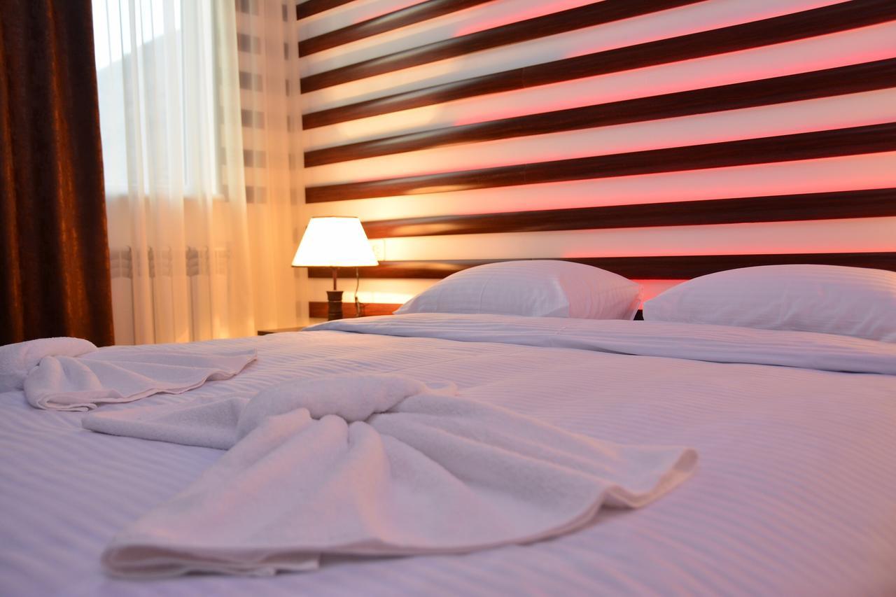 Vayk Hotel Екстериор снимка