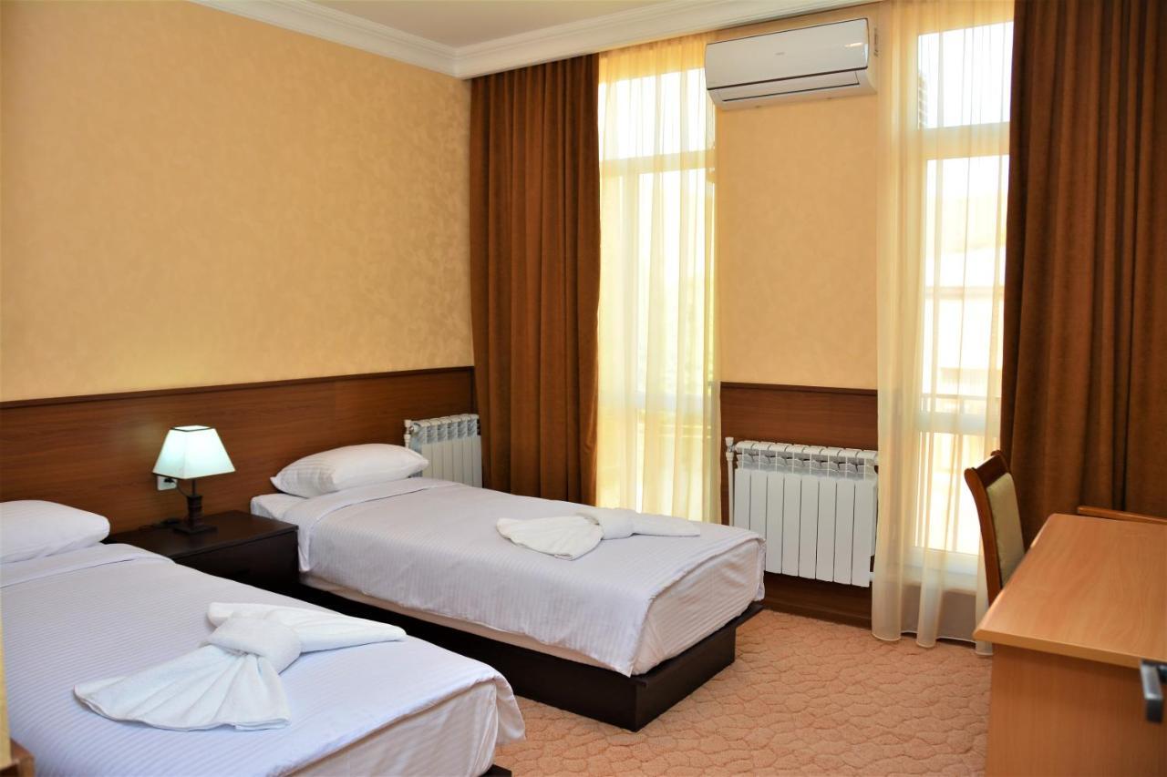 Vayk Hotel Екстериор снимка