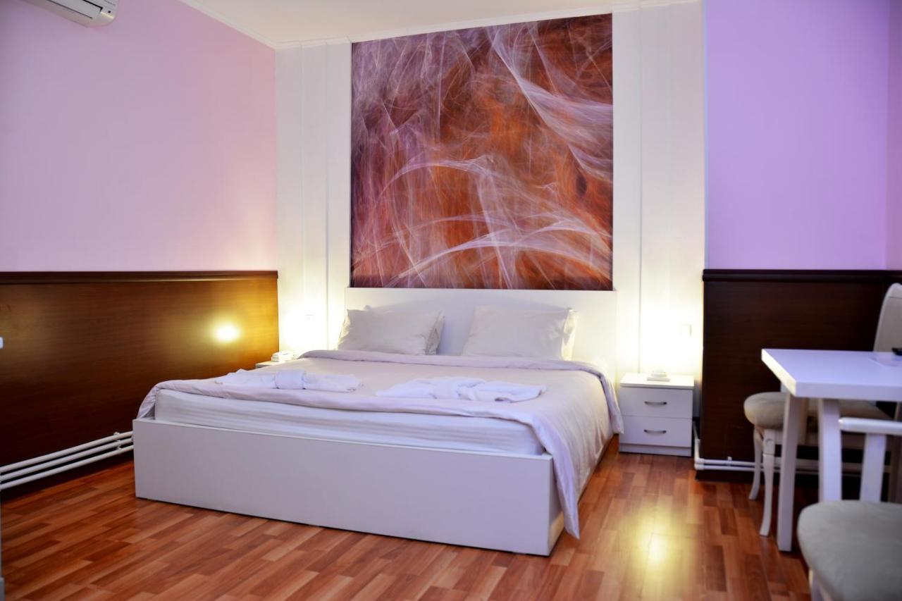 Vayk Hotel Екстериор снимка