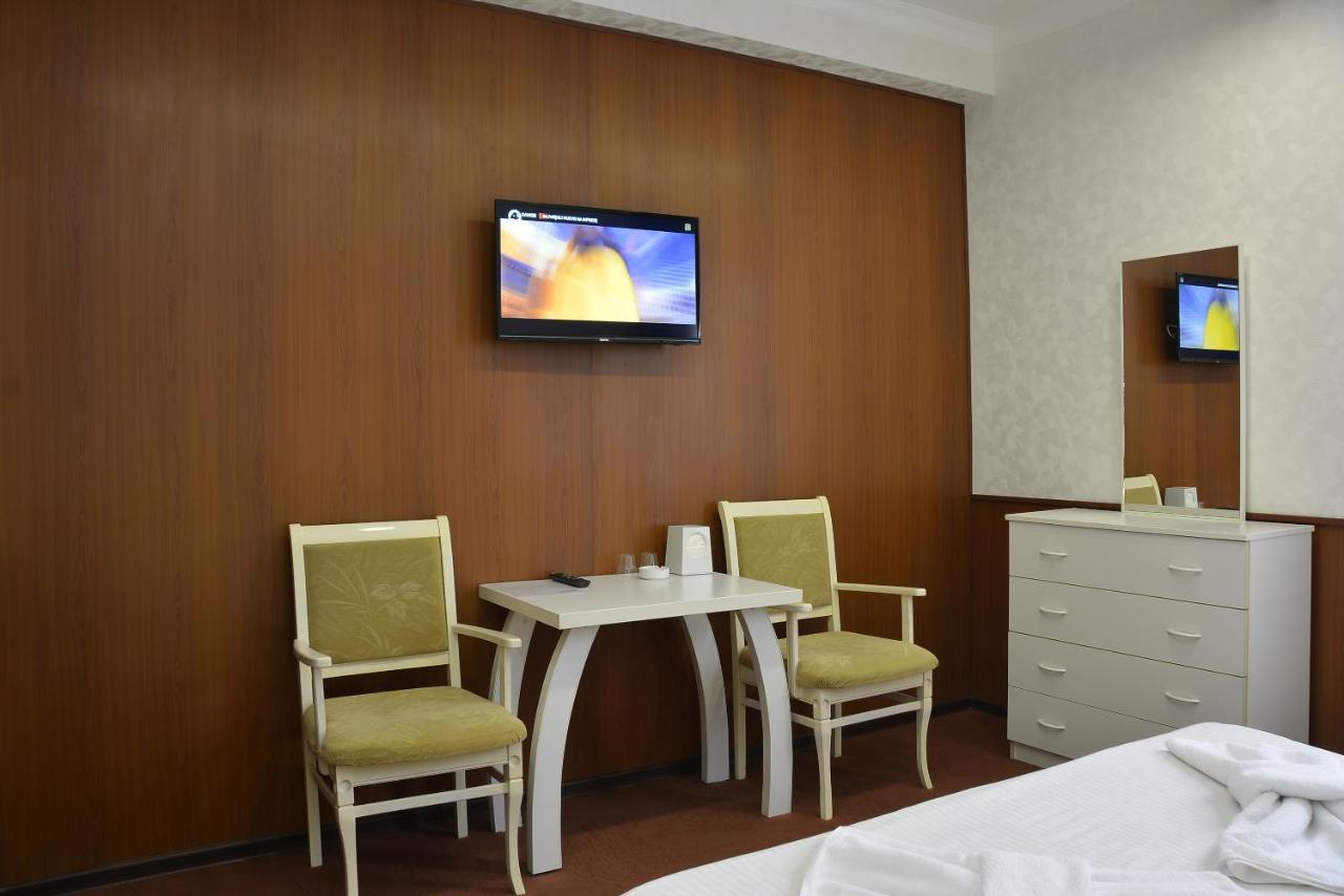 Vayk Hotel Екстериор снимка