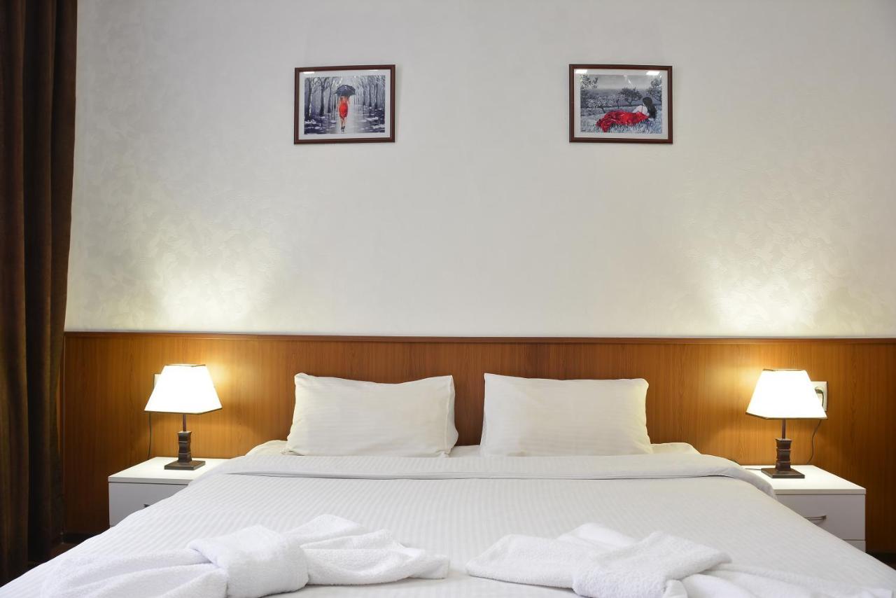 Vayk Hotel Екстериор снимка