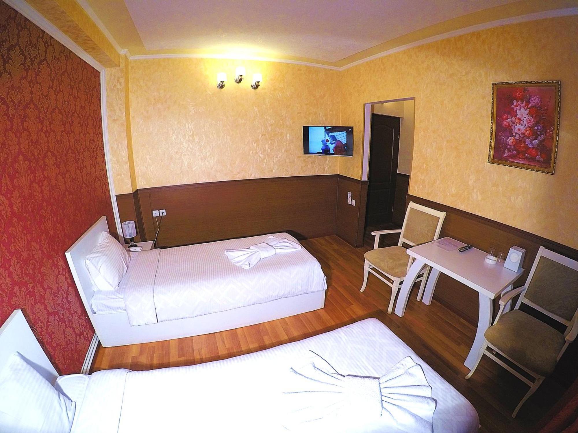 Vayk Hotel Екстериор снимка
